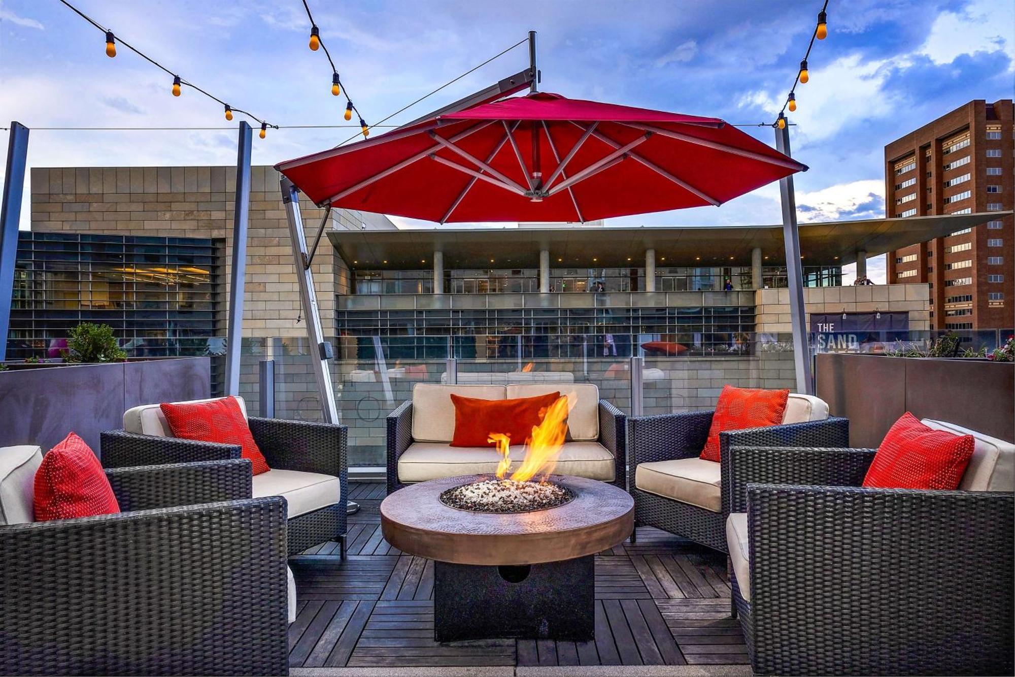 The Art Hotel Denver, Curio Collection By Hilton Eksteriør billede